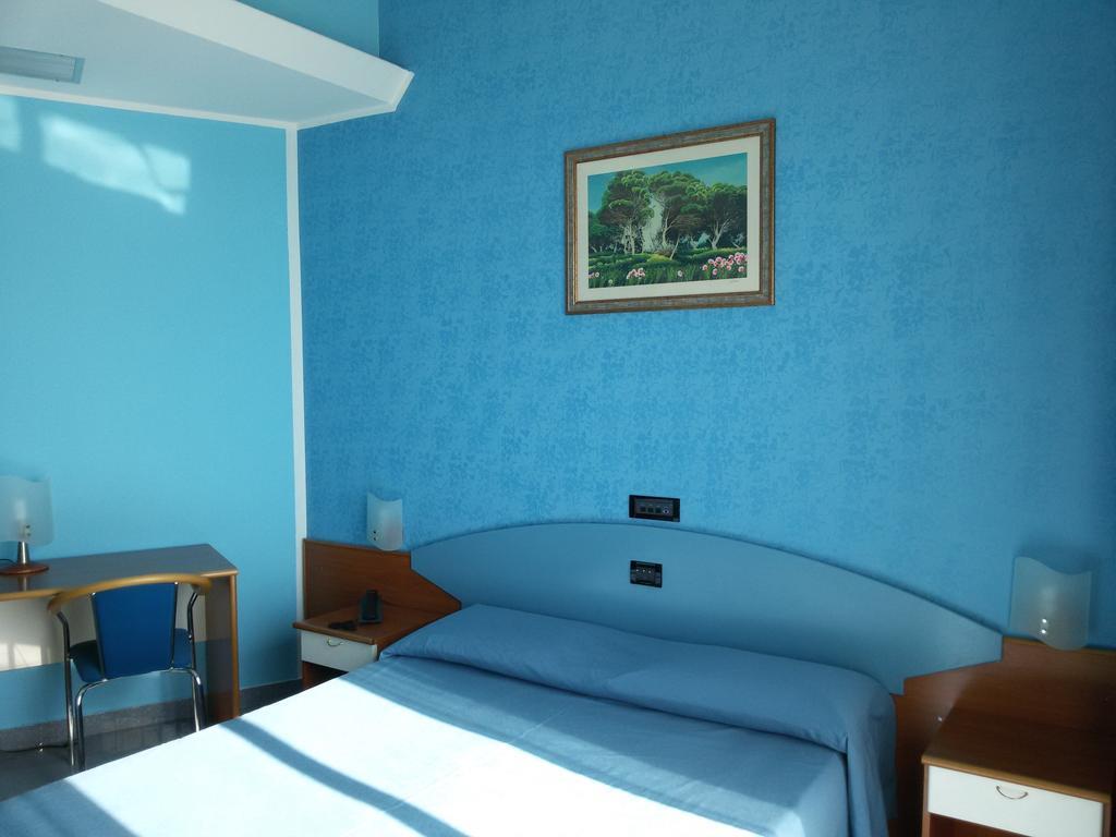 Hotel Ristorante Miramare Marina di Gioiosa Ionica Room photo